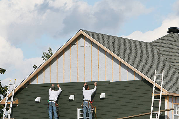 Professional Siding Installation technician working in Merchantville, NJ